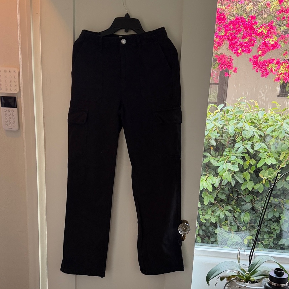 Women’s  Black Cargo Pants with Utility Pockets - Classic Workwear Style